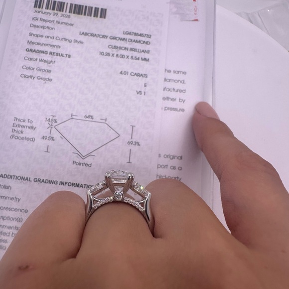4.01 carat E VS1 elongated cushion with trillion side diamonds engagement ring - Picture 8 of 10
